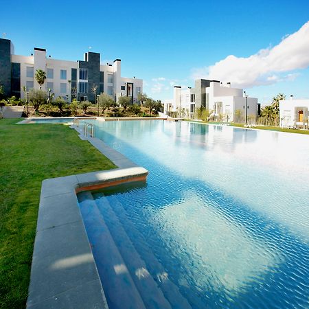 El Plantio Golf Resort Alicante Konforlar fotoğraf